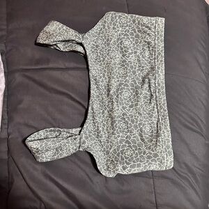 Chic Floral Patterned Crop Top